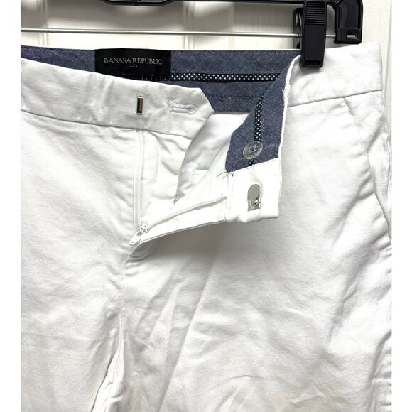 Banana Republic Bermuda Shorts, White Cotton Stretch Chino, Women's Size 4 - Picture 4 of 5